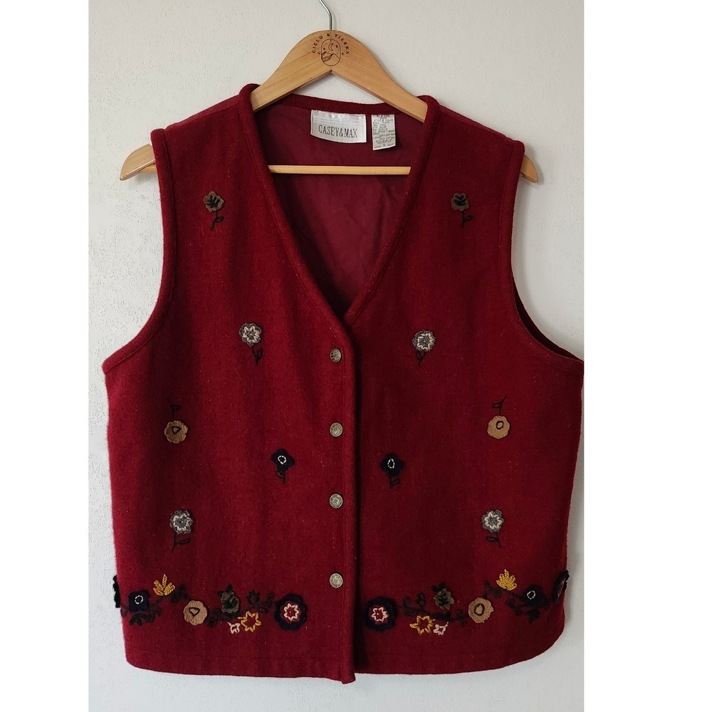 Casey & Max Vintage Wool Floral Embroidered Vest Burgundy Red Large Cottagecore